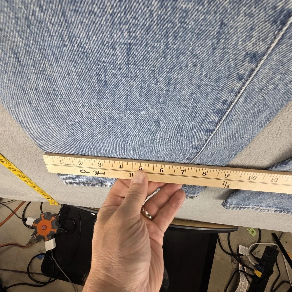 Gap‎ 1969 Jeans Mens 33x32 Blue Selvedge Straight Faded Light Wash Button Fly